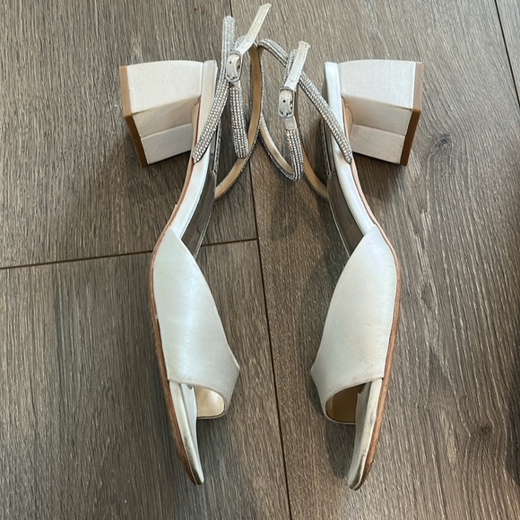 Badgley Mishka Infinity Bridal Shoe Block Heel Size 8.5 - Picture 15 of 16